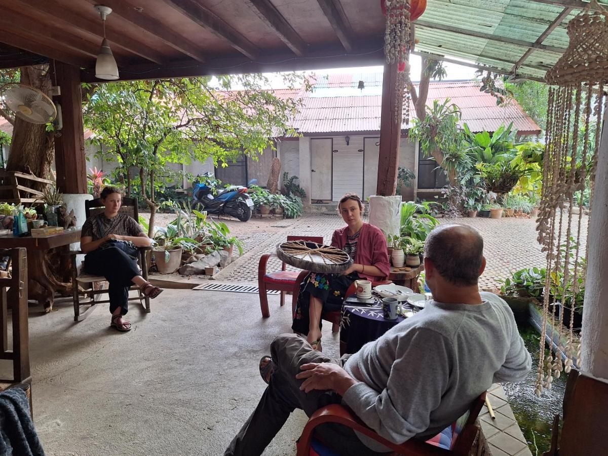 Baan Songjum Hotel Chiang Mai Bagian luar foto